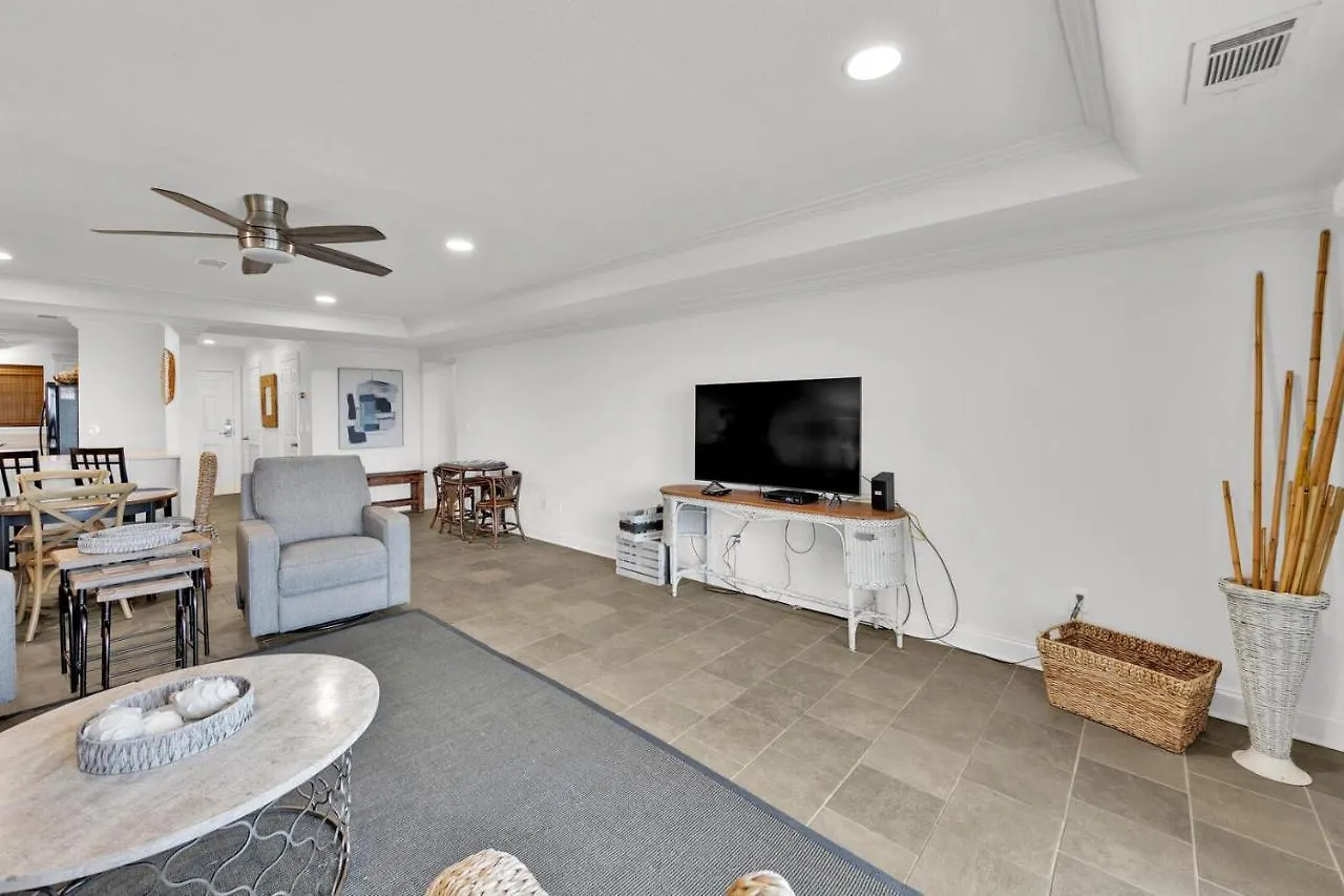 Holiday home Aegean 104 - Updated Aegean Gulf Front Property Destin
